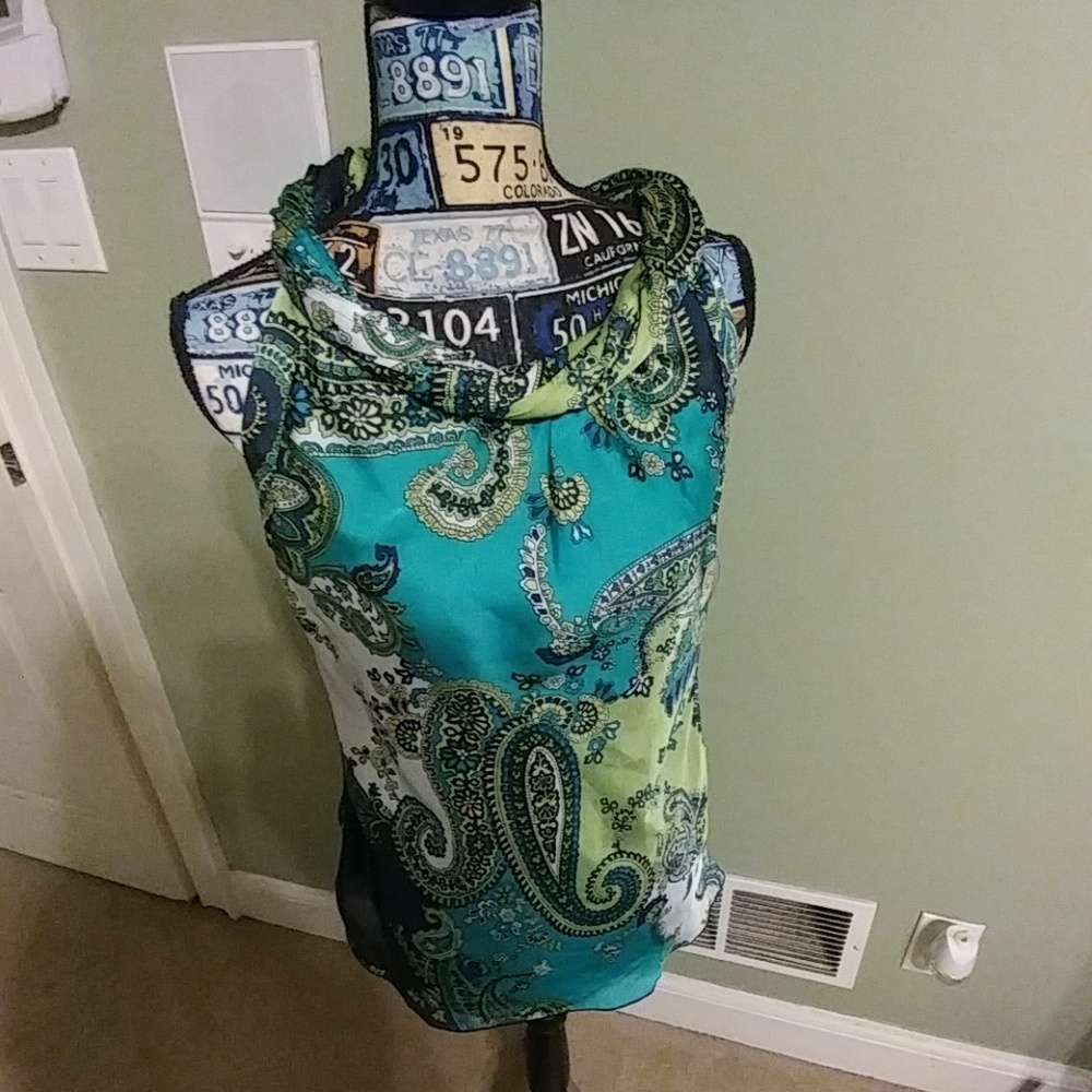 Women's sleeveless top